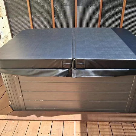 بيت للعطل Le Pigeonnier Du Manoir *